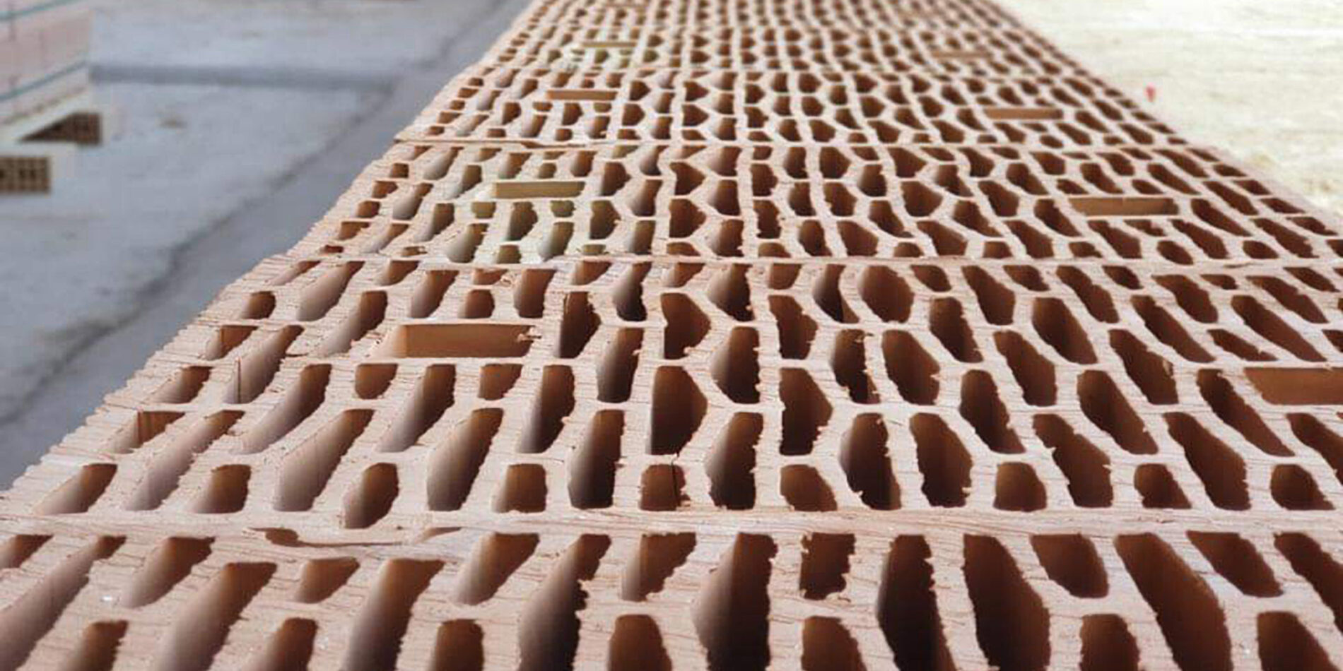 La progettazione sostenibile di edifici in muratura: comfort termo-igrometrico ed acustico 27.05.2025